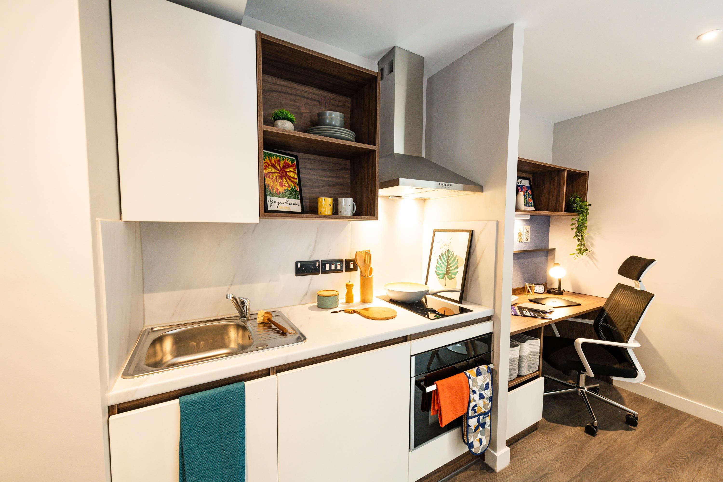 Nelson-Place-Studio-Gold-2