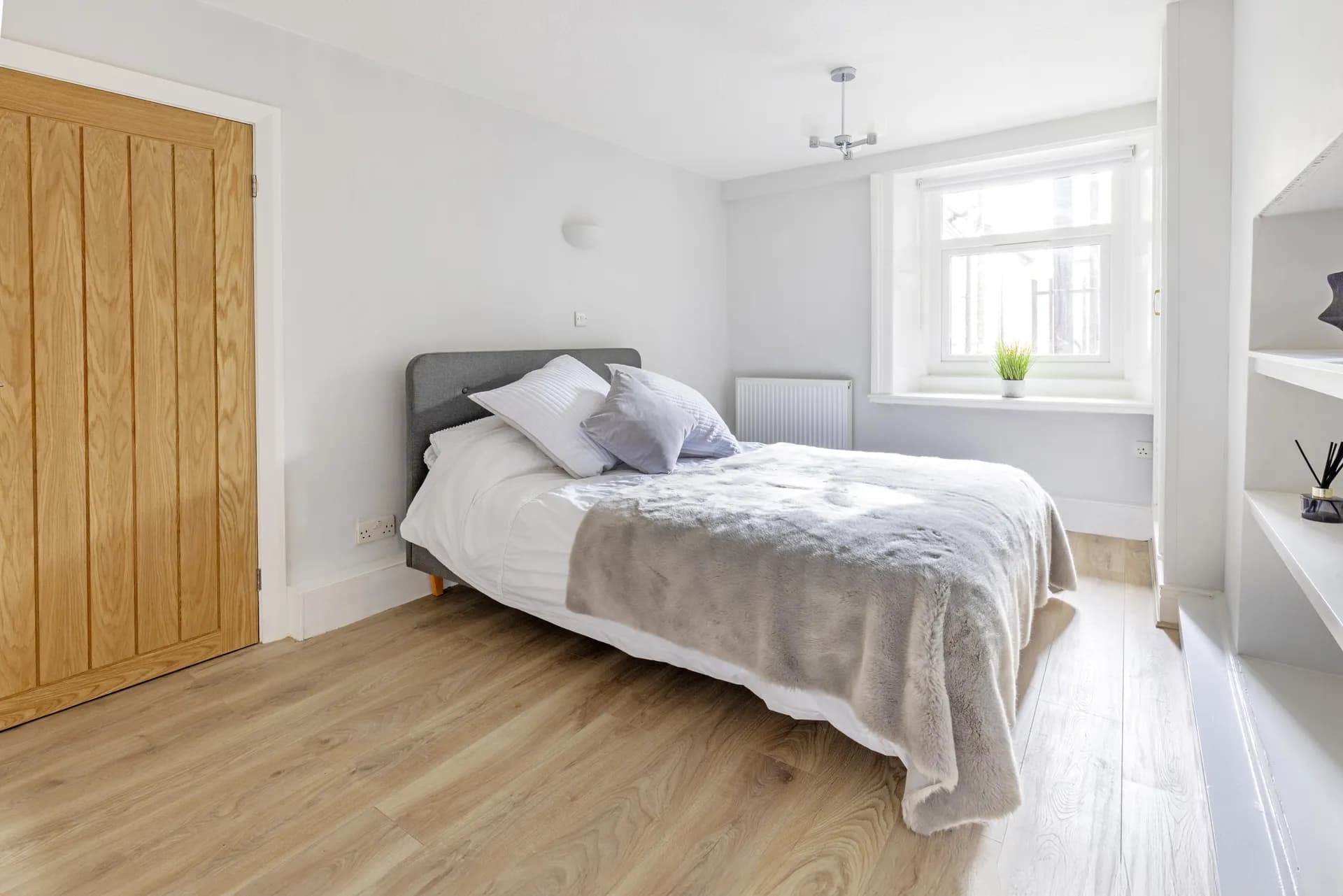 855A7131-min